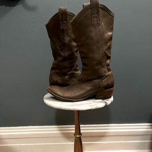 Grey Leather Frye Western-style Pull On Boot